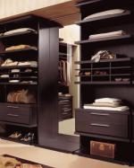 вносители Гардеробни стаи по индивидуален проект